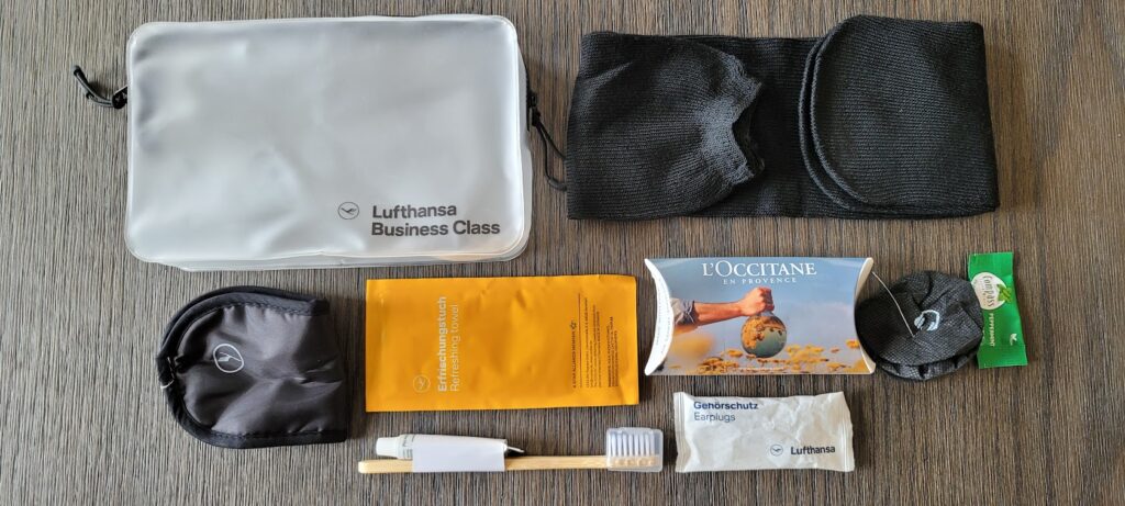 contents of the Lufthansa Porsche Design amenities kit